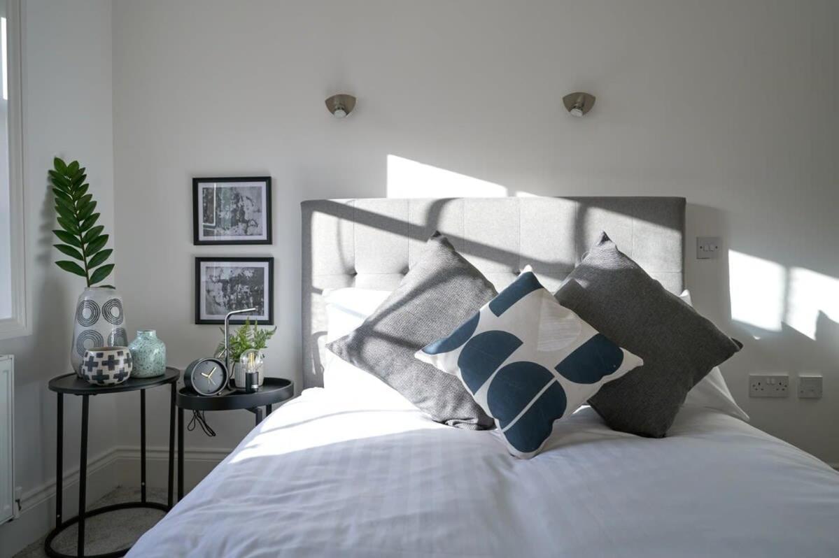 A Stylish Apartment With Parking In Preston Preston  Dış mekan fotoğraf